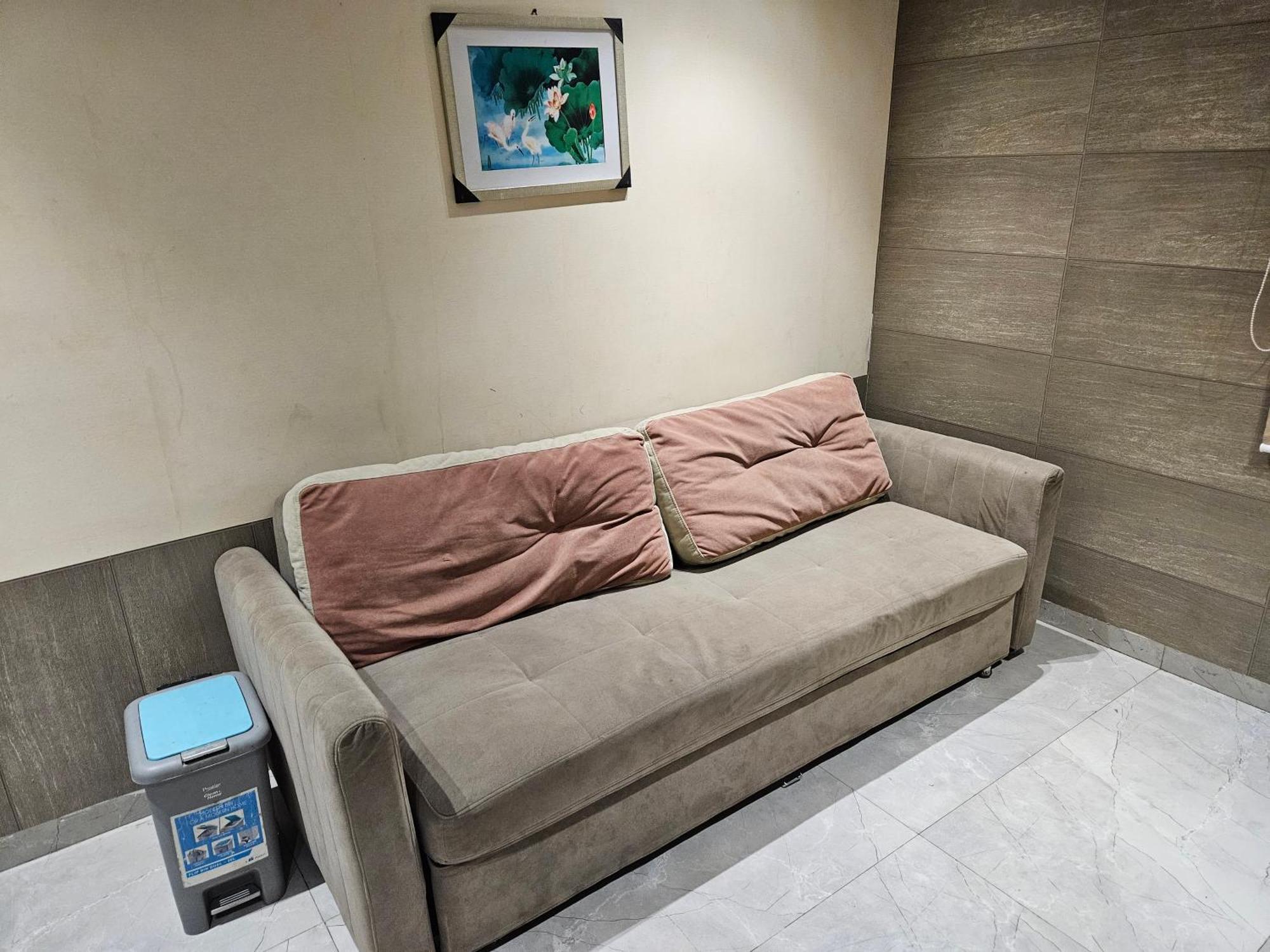 Stayez Studio Apartments 인도르 외부 사진
